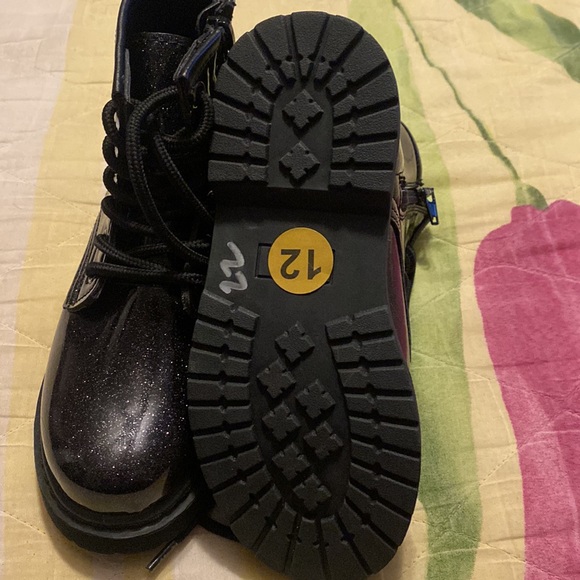 Madden girl sparkly boots - Picture 3 of 4